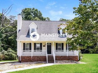 397 Twin Valley Dr, Clemmons, NC 27012