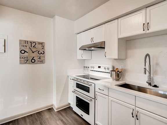3rd image of 830 N Sherman St APT 301