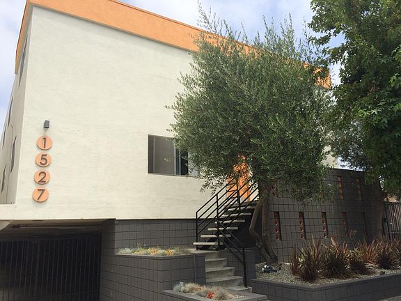 4th image of 1527 11th St #4