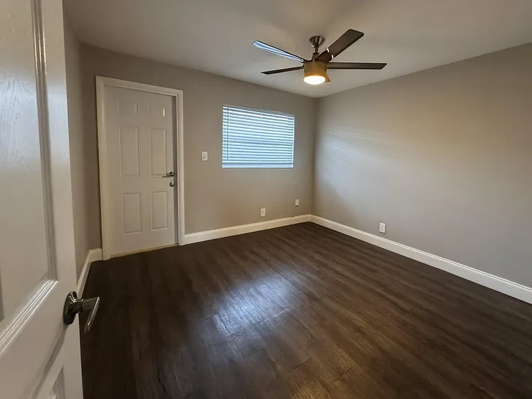 522 SW 20th Ave #2 — Photo 9