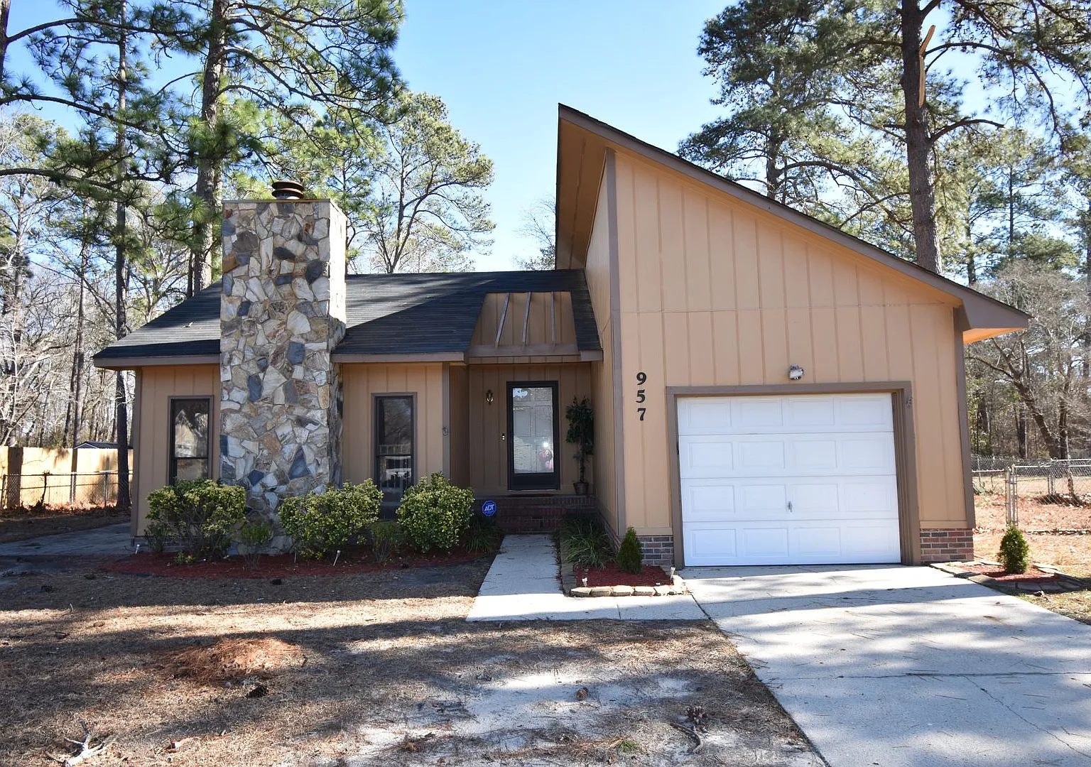 Coming Soon: 3 Bedroom 2 Bath Home (Pets Considered) — Photo 2