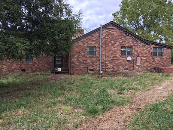 2nd image of 7404 Willow Fork Ln