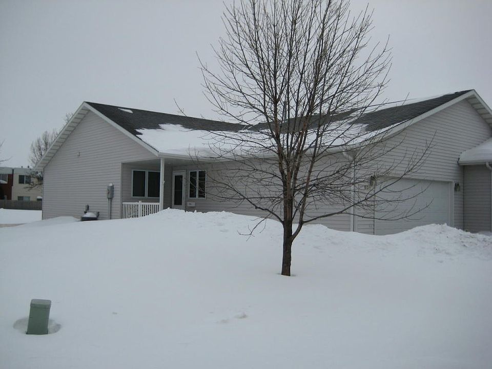 1st image of 801 Kirkwood Dr