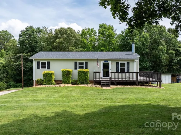 1467 Conway Dr, Granite Falls, NC 28630