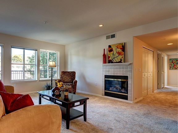 4th image of 175 1st Pl NW APT 102
