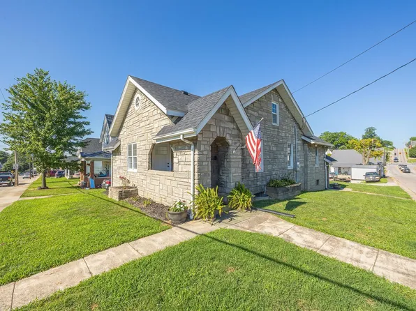 1445 Jackson St, Jasper, IN 47546