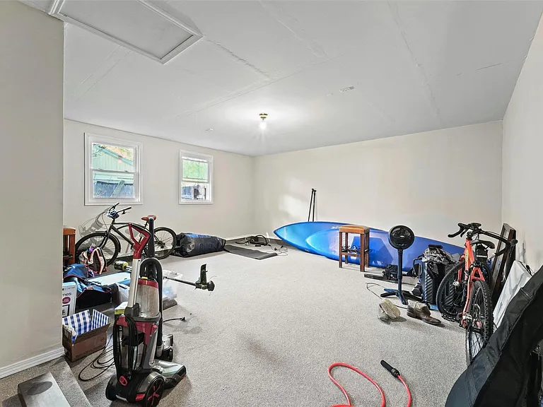 9000 Wellesley Dr — Photo 16