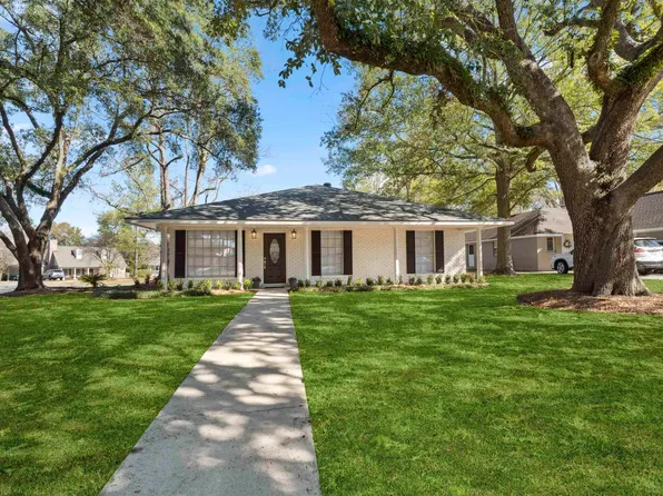 2315 Palm Hills Blvd, Baton Rouge, LA 70809