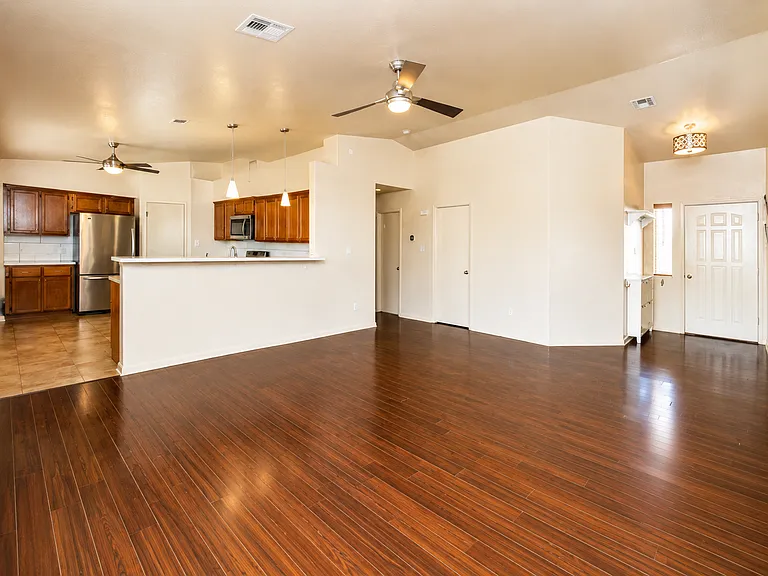 6146 E 41st Pl — Photo 4