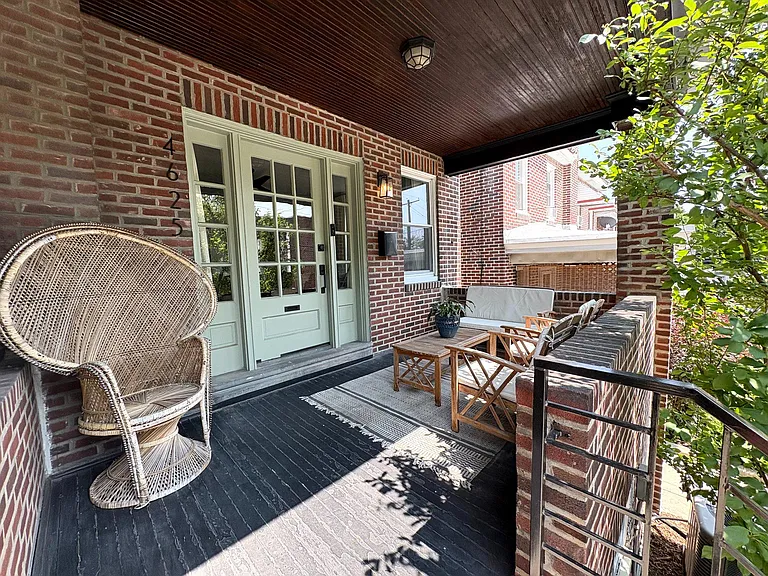 4625 Silverwood St — Photo 3