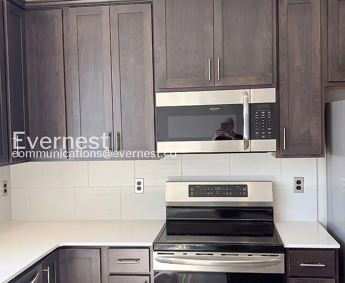 1084 Noble Loop #12 — Photo 18