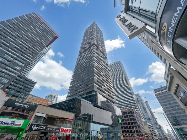 8 Eglinton Ave E, Toronto, ON