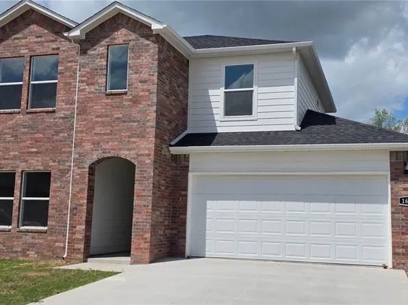 1648 Ridgeview Dr, Springdale, AR 72764
