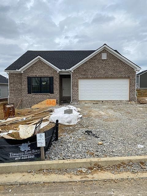 2nd image of 130 Kara Bryn Cv