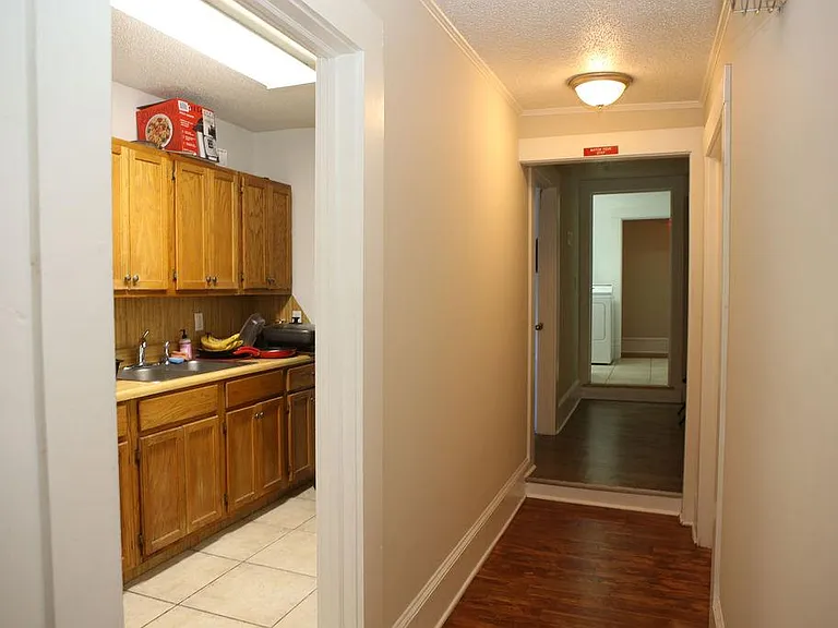 1218 W Market St #H — Photo 9