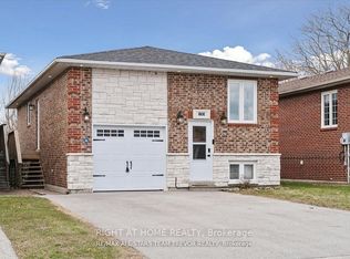 6 Newlands Ave, Georgina, ON L4P 3T3