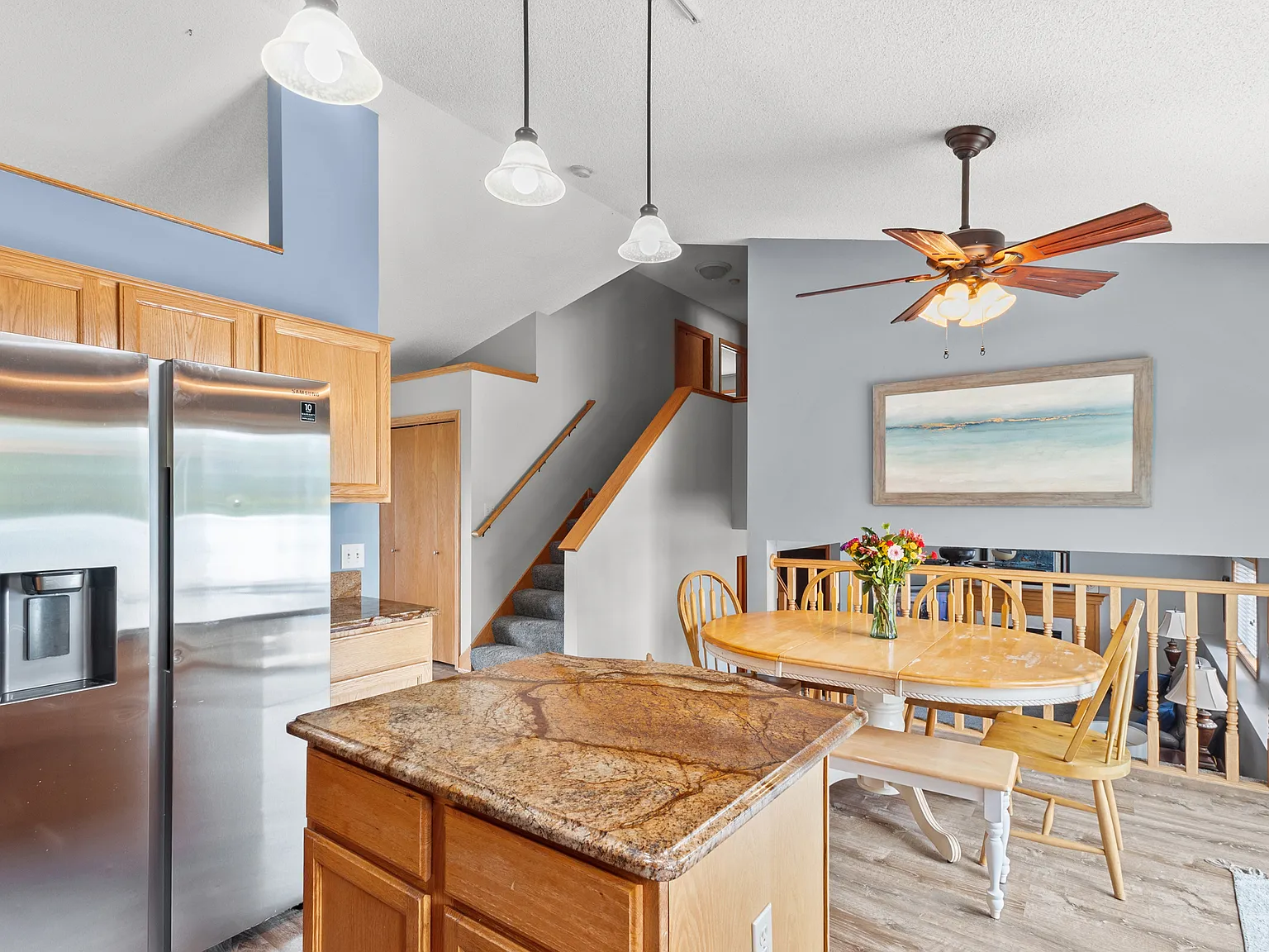 4 bed, 2.5 bath, $2,700 — Photo 3