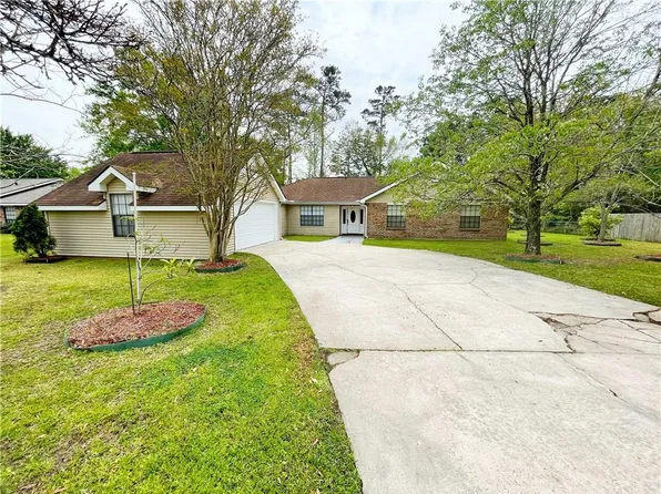 101 Herwig Bluff Rd, Slidell, LA 70461
