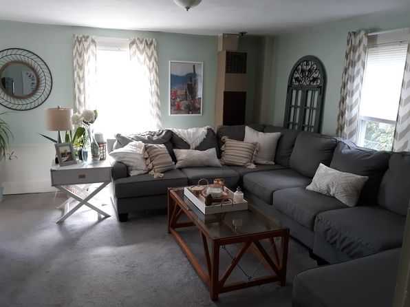 68 Pleasant St APT 4, Bristol, NH 03222