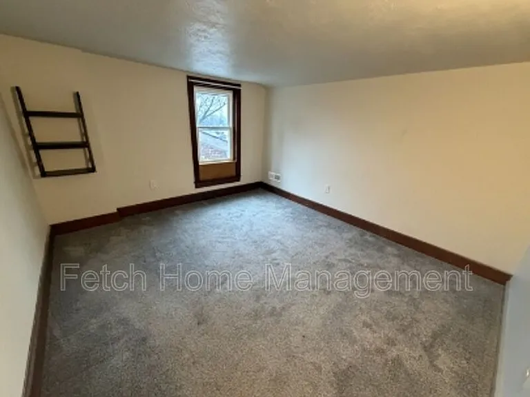 34 N Lee St — Photo 34