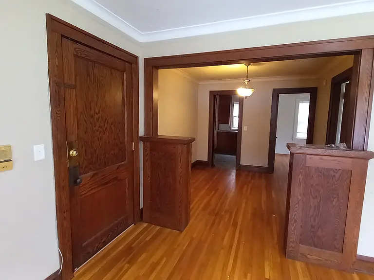 1990 Marshall Ave #10 — Photo 4