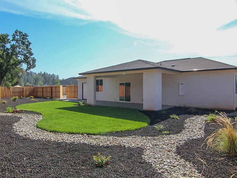 1392 Bonhurst Dr — Photo 18