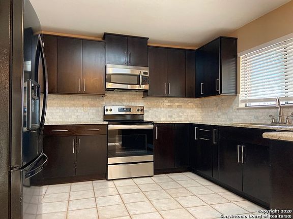 4th image of 16527 Eagle Cross Dr