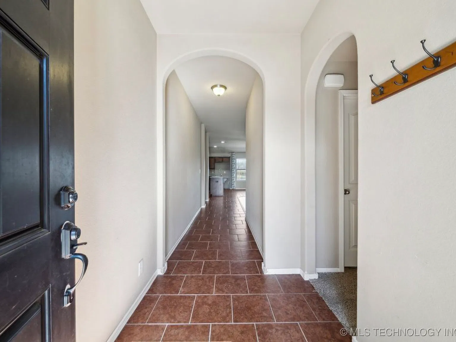 3 bed, 1539 sqft, $2,000 — Photo 4