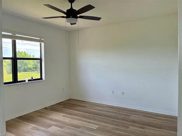 5077 Beckton Rd — Photo 16