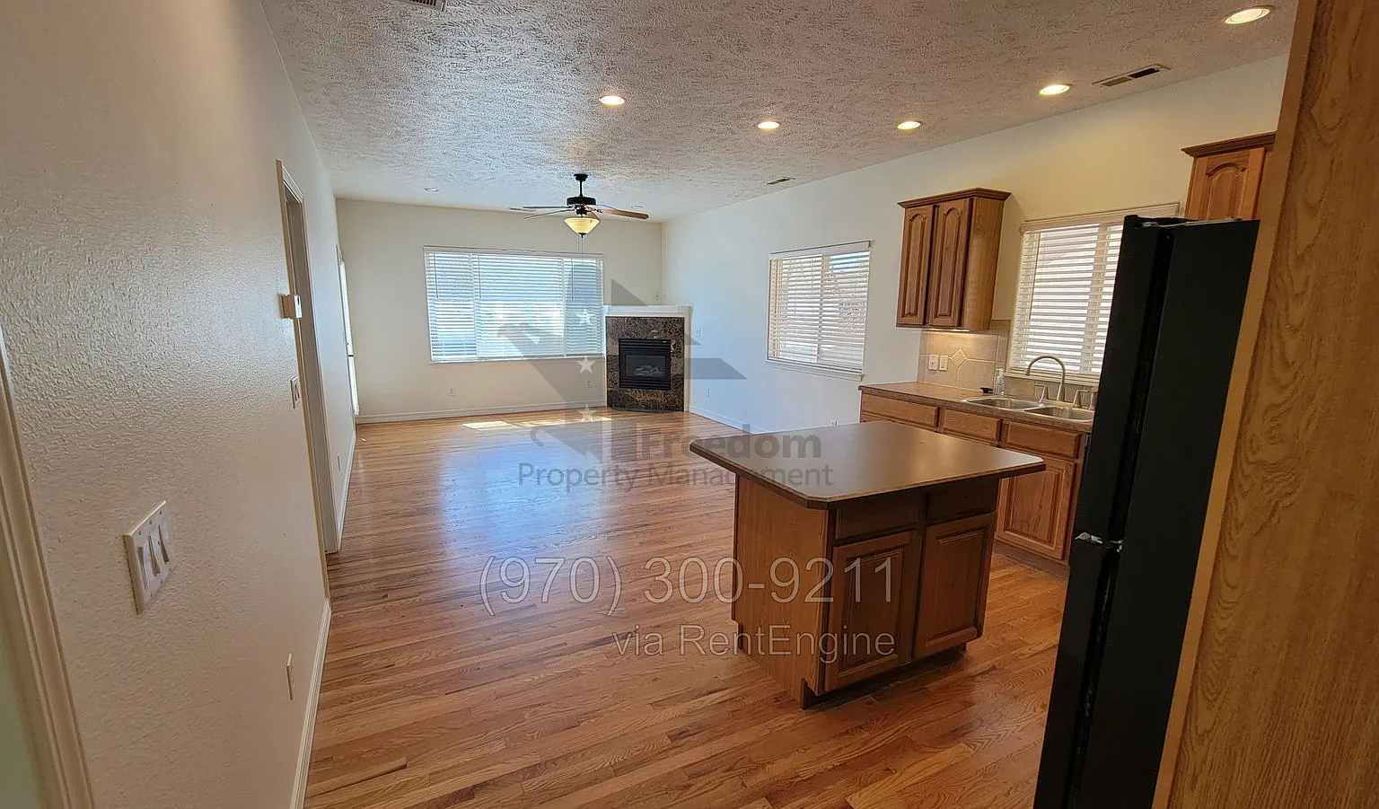 2 bed, 2.0 bath, $1,800 — Photo 3
