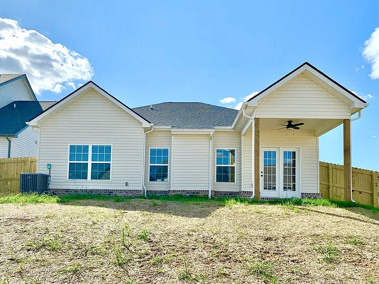 421 Ayden Ln — Photo 37