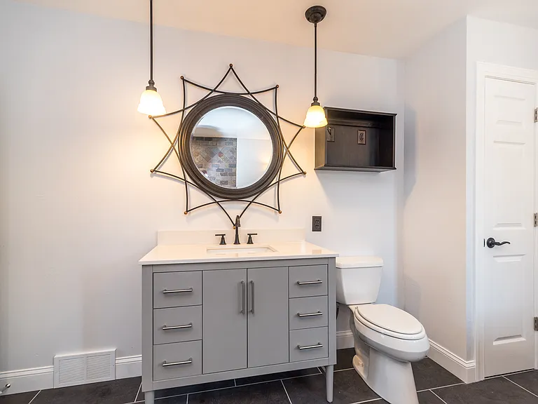 2477 Walnut St — Photo 47