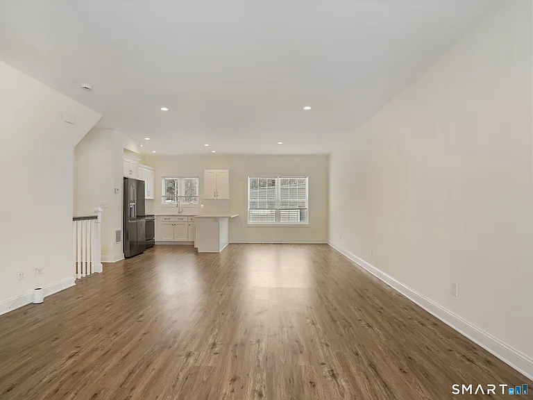 2 Beacon Sq #5 — Photo 12