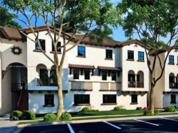 10600 NW 88th St APT 220, Doral, FL 33178