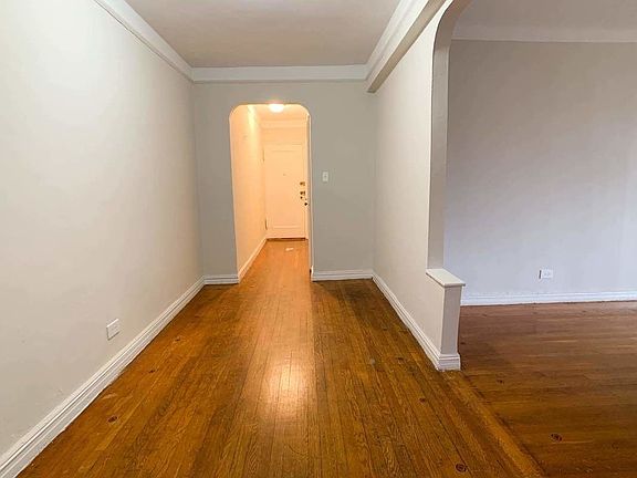 5th image of 85-05 Elmhurst Ave #4D