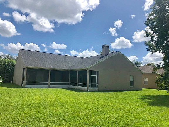 2nd image of 3910 Carnaby Dr