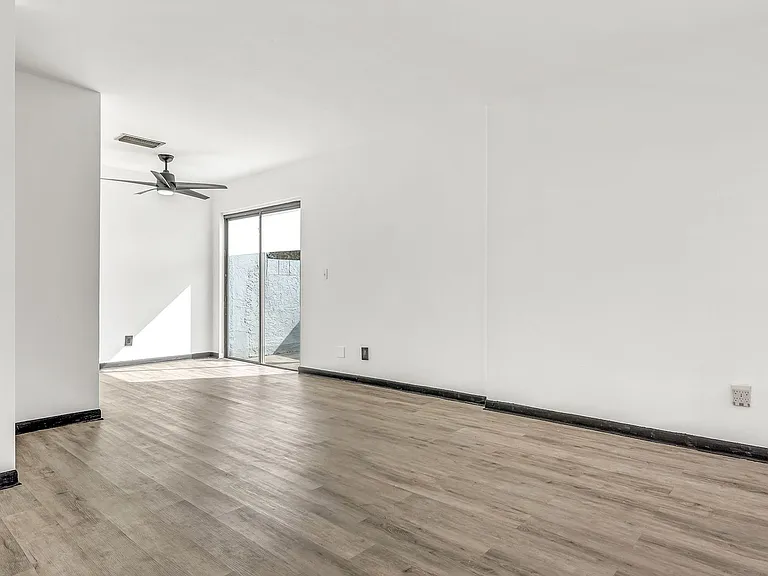 8800 Bardmoor Blvd #12 — Photo 5