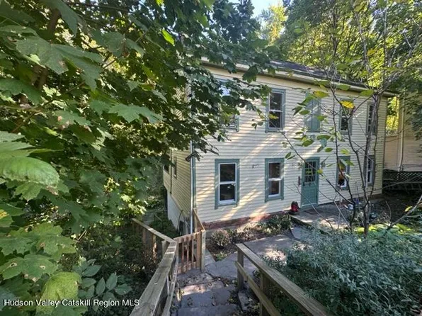 38 Valley Street, Saugerties, NY 12477