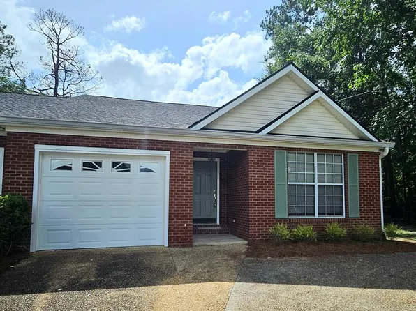 222 Tall Timbers Rd, Thomasville, GA 31757