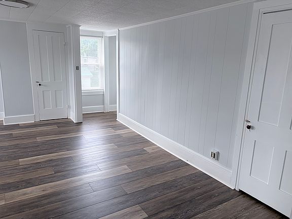 5th image of 231 Broad St #235