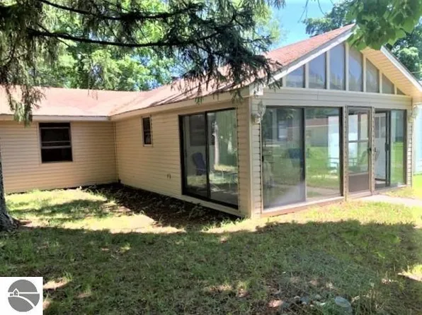 5809 Middle St, Hale, MI 48739