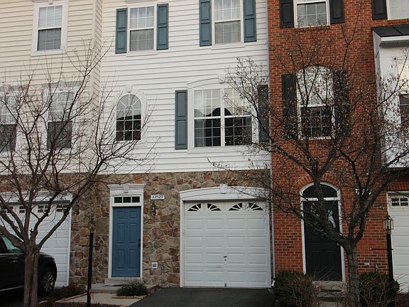 2nd image of 42527 Magellan Sq