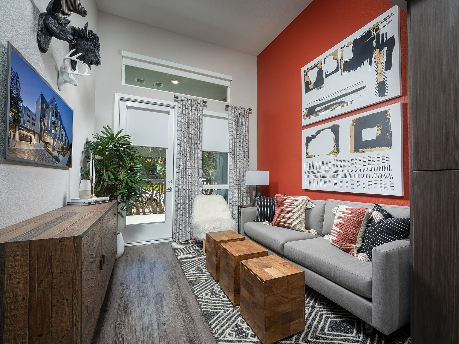 Ladera Apartments — Photo 3