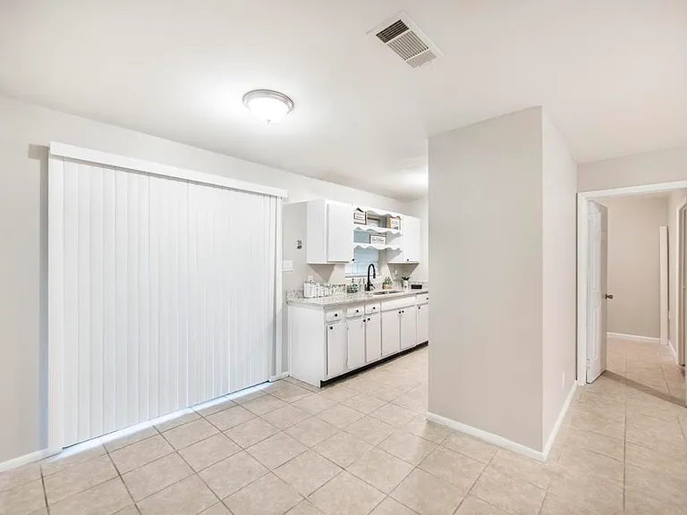 705 American Blvd — Photo 10
