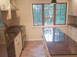 9 Gramercy Rd, Old Bridge, NJ 08857