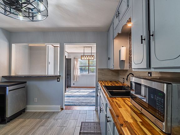 5th image of 1406 Healdton Blvd