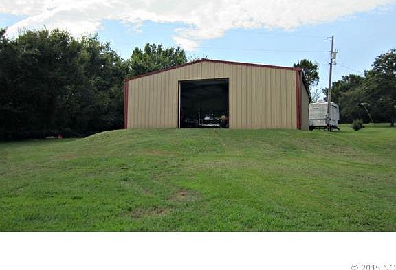 3rd image of 20513 E County Road 1200
