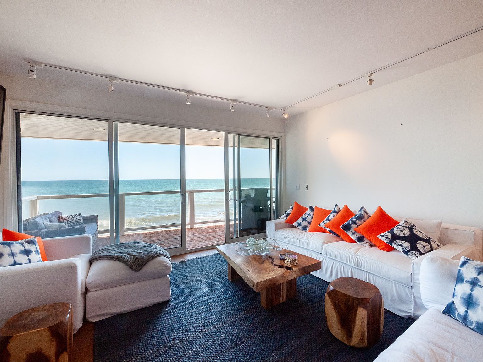 22664 Pacific Coast Hwy APT 2, Malibu, CA 90265 | Zillow
