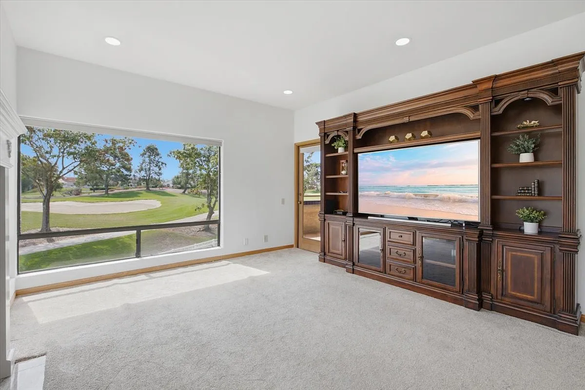 2 bed, 1316 sqft, $3,800 — Photo 3