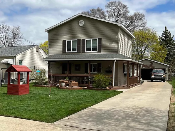 707 McDonnell St, Essexville, MI 48732